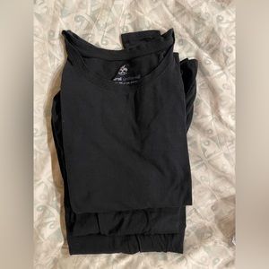 3 Pack Scrubs Undershirt Long Sleeve